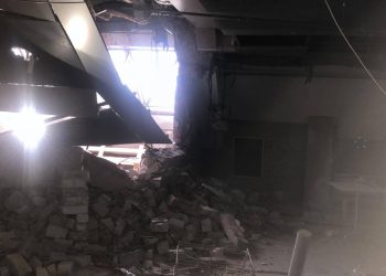 В Казани в КРК «Пирамида» на рабочего рухнула стена