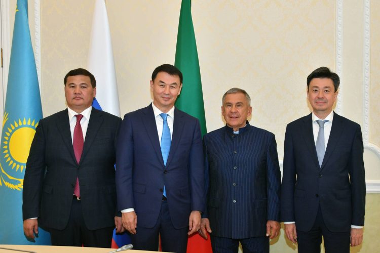 Минниханов: Взаимодействие с Казахстаном представляет большой интерес для нашей республики