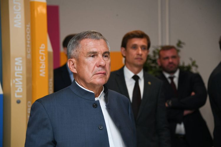 Минниханов отметил резкое увеличение количества кибератак из-за рубежа