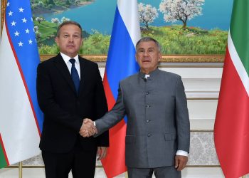 Минниханов в Узбекистане встретился с Хокимом Навойской области