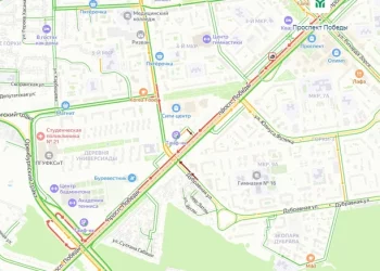 В Казани на проспекте Победы образовалась большая пробка из-за ДТП