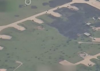 Минобороны показало кадры удара по украинским Су-27 на аэродроме Миргород