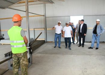 Рустам Минниханов посетил строящийся молочный комплекс в Кукморе