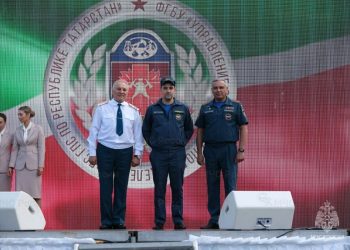 В Нижнекамске отпраздновали 55-летие отряда Федеральной противопожарной службы