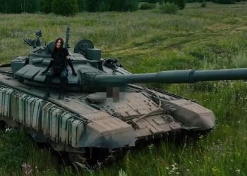 Певица из Татарстана записала песню для бойцов СВО