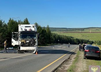 В Альметьевском районе погибли три человека в ДТП с фурой