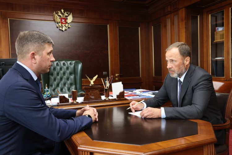 Комаров стал наставником программы «Время Героев»