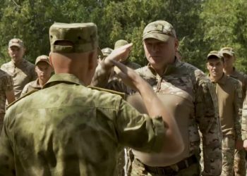 Минниханов показал награждение бойцов батальона «Тимер», полков 621 и 1231 из РТ