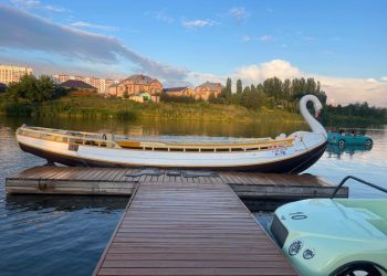 В Татарстане пассажирское прогулочное судно вошло в запретную зону