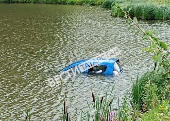В Пестречинском районе рыбаки спасли женщину из тонущего автомобиля