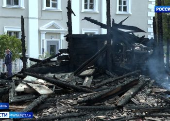 Стали известны подробности крупного пожара на Тунакова в Казани