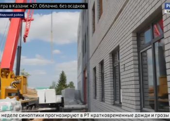 Илья Вольфсон помог восстановить разрушенные ураганом дома в Рыбно-Слободском районе