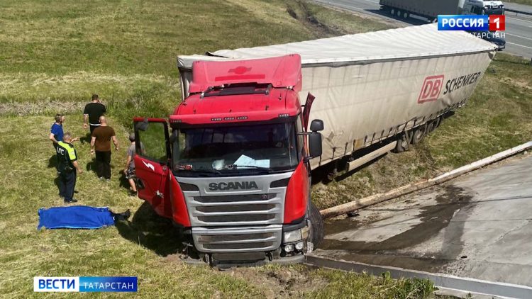 Татарстанских водителей призвали не садиться за руль при плохом самочувствии в жару