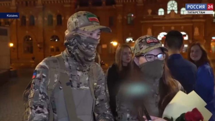 В Татарстане встретили семью медиков из зоны СВО