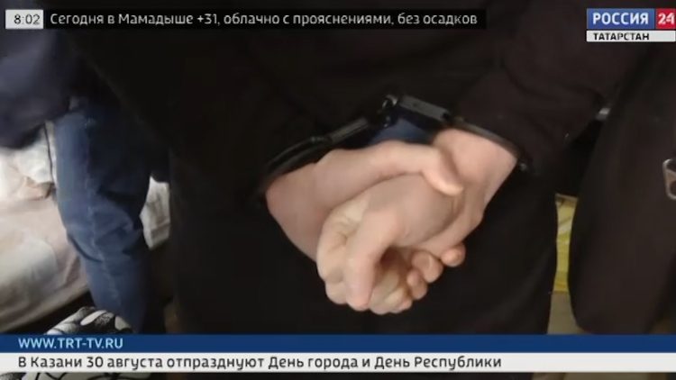 В Челнах мужчину задержали за оскорбление бойцов СВО