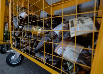 В Казани установят 30 желтых сеток для сбора вторсырья