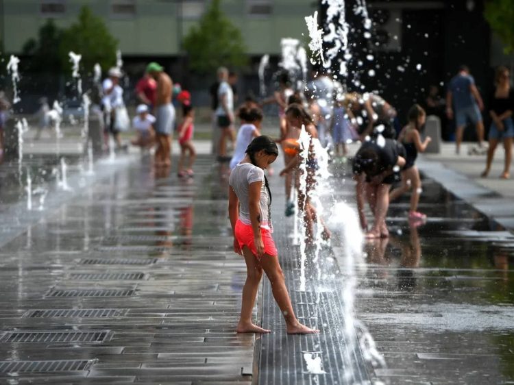 Минниханов призвал жителей РТ быть осторожными в аномальную жару