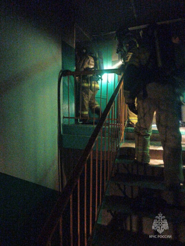 В Лениногорске из пожара спасли 10 человек