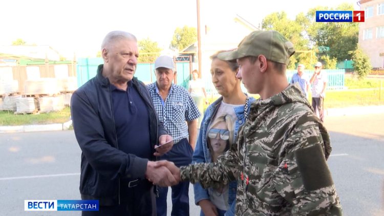 Добровольцы из Буинска отправились в зону СВО