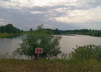 В Тюлячинском районе на озере утонула 19-летняя девушка