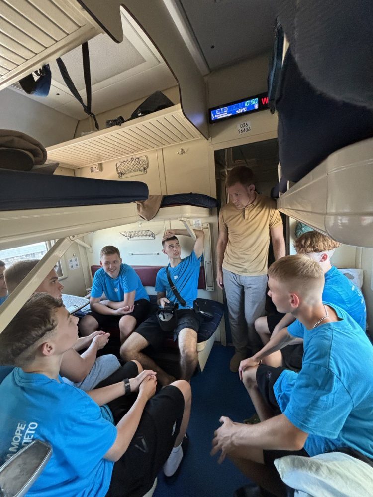 В лагерях на берегу Черного моря отдохнут более 400 детей из Татарстана