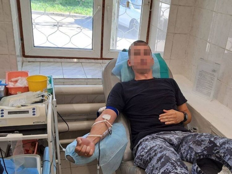 Военнослужащие казанского полка Росгвардии приняли участие в донорской акции