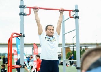 Глава Минмолодежи РТ сдал нормы ГТО на золотой знак