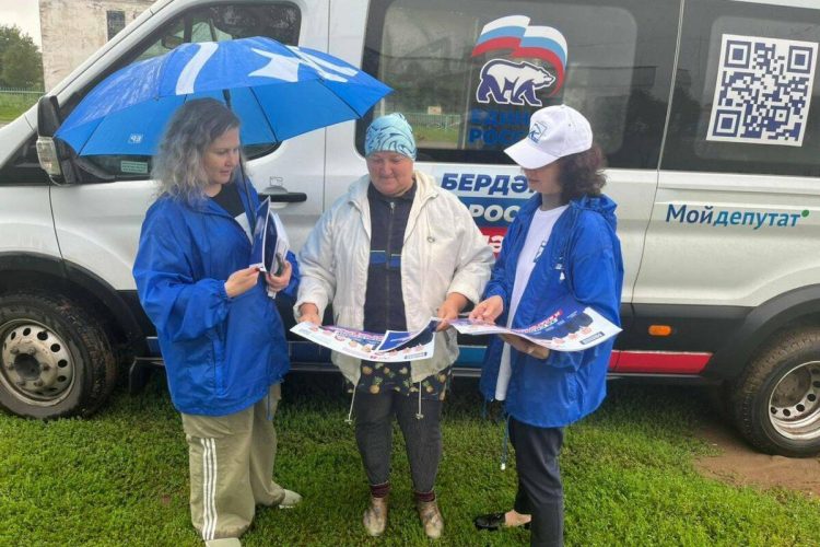 Мобильная агитационная группа посетила Агрызский район