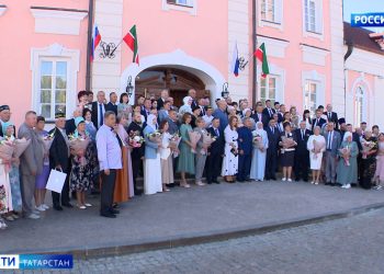 В Казанском Кремле чествовали лучшие семьи Татарстана