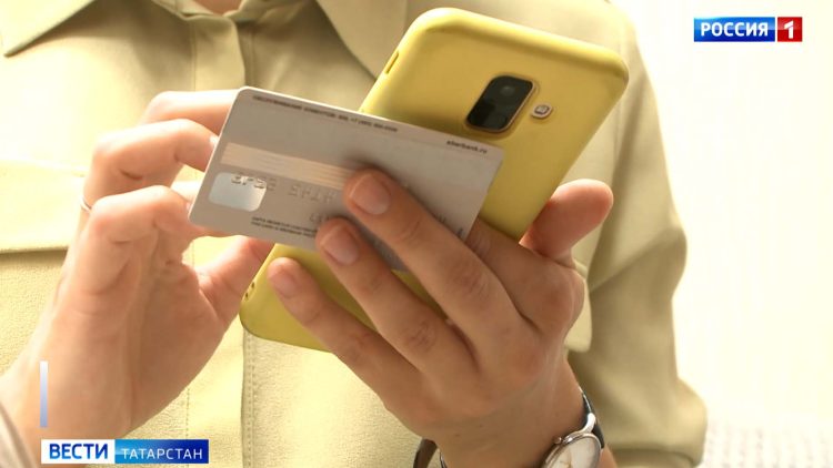 В Зеленодольске спустили на воду инновационное судно на водородном топливе