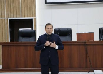 Айрат Зиганшин встретился с родителями участников СВО