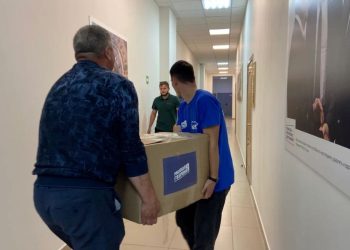 В Казани члены «Единой России» и молодогвардейцы организовали сбор помощи для Курской области