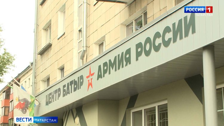 С первого дня работы центра «Батыр» контракт подписали более 2,5 тыс. бойцов