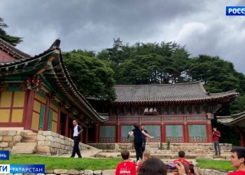 В Высокогорском районе торжественно открыли памятник «Воинам двух поколений»