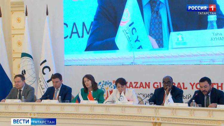 В Зеленодольске спустили на воду инновационное судно на водородном топливе