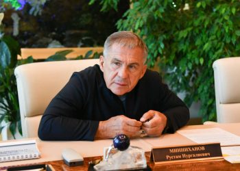Минниханов и Манылов обсудили вопросы госэкспертизы новых объектов специального назначения в Татарстане