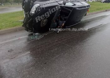 В Челнах произошло массовое ДТП с участием пяти машин