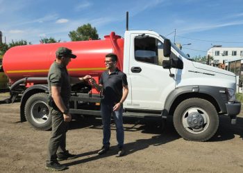 Татарстан отправил коммунальную технику в город Рубежное