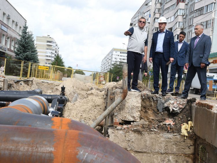 В Казани обновляют тепловод на ул. Мусина перед отопительным сезоном