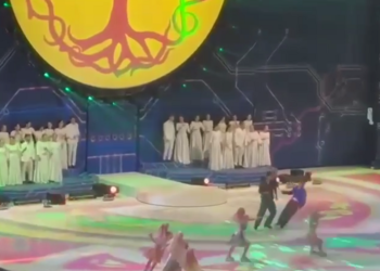 Студентки КазГИК приняли участие в Ледовом шоу «Хранители времени»