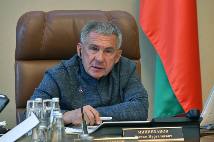 Минниханов провел очередное заседание наблюдательного совета ОЭЗ «Иннополис»