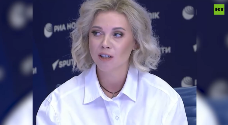 Автор стихов сборника «ПоэZия русской зимы» рассказала о поездке в Авдеевку с гумпомощью