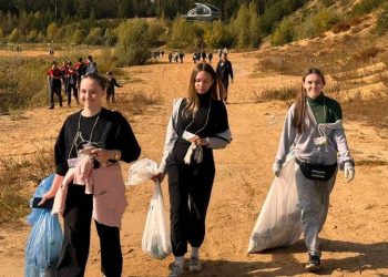 Жители Татарстана собрали почти тонну мусора во время Всероссийского субботника «Зеленая Россия»