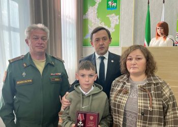 В Агрызе вручили ордена Мужества семьям погибших бойцов СВО