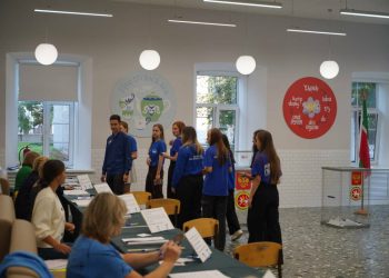Молодогвардейцы Татарстана проголосовали на выборах в Госсовет РТ