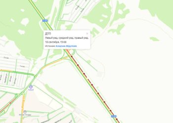 Под Казанью образовалась пробка из-за ДТП с краном-манипулятором