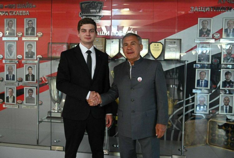 Минниханов встретился с «Лучшим токарем России»