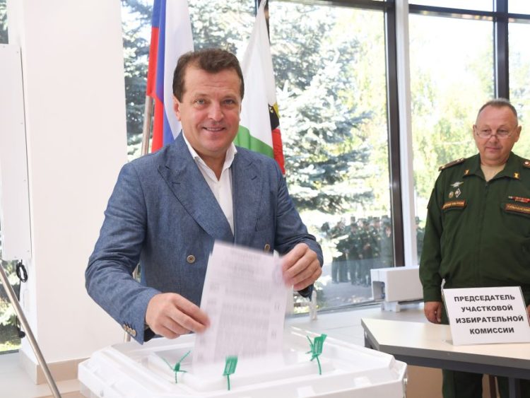 Ильсур Метшин принял участие в выборах депутатов Госсовета РТ