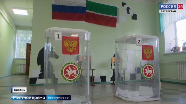 Александр Бородин проголосовал на выборах в Госсовет РТ