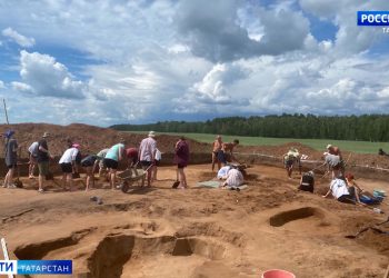 Ветеран ВОВ из Казани Юрий Шастин отмечает вековой юбилей